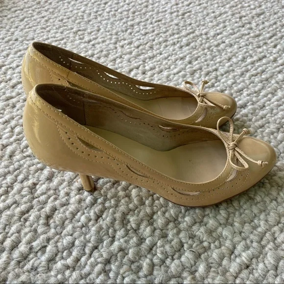 Kate Spade Size 8 Patent Leather Heels - Picture 3 of 8